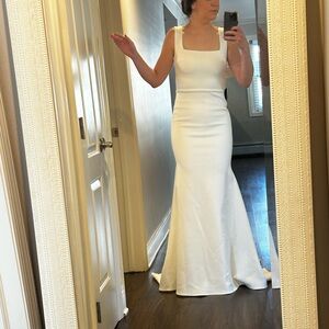 Elegant minimal wedding dress